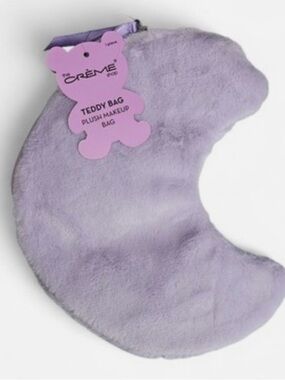Crème Plush Crescent Makeup Bag - Lavender